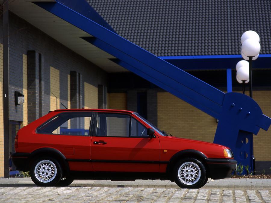  Volkswagen Polo G40 1991 года  (UK) (фото 2 из 11)